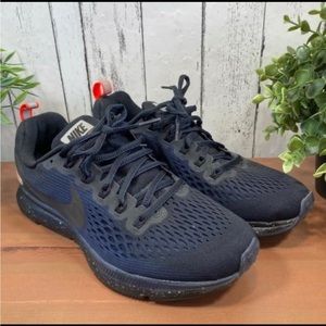 Nike SHIELD Shoes